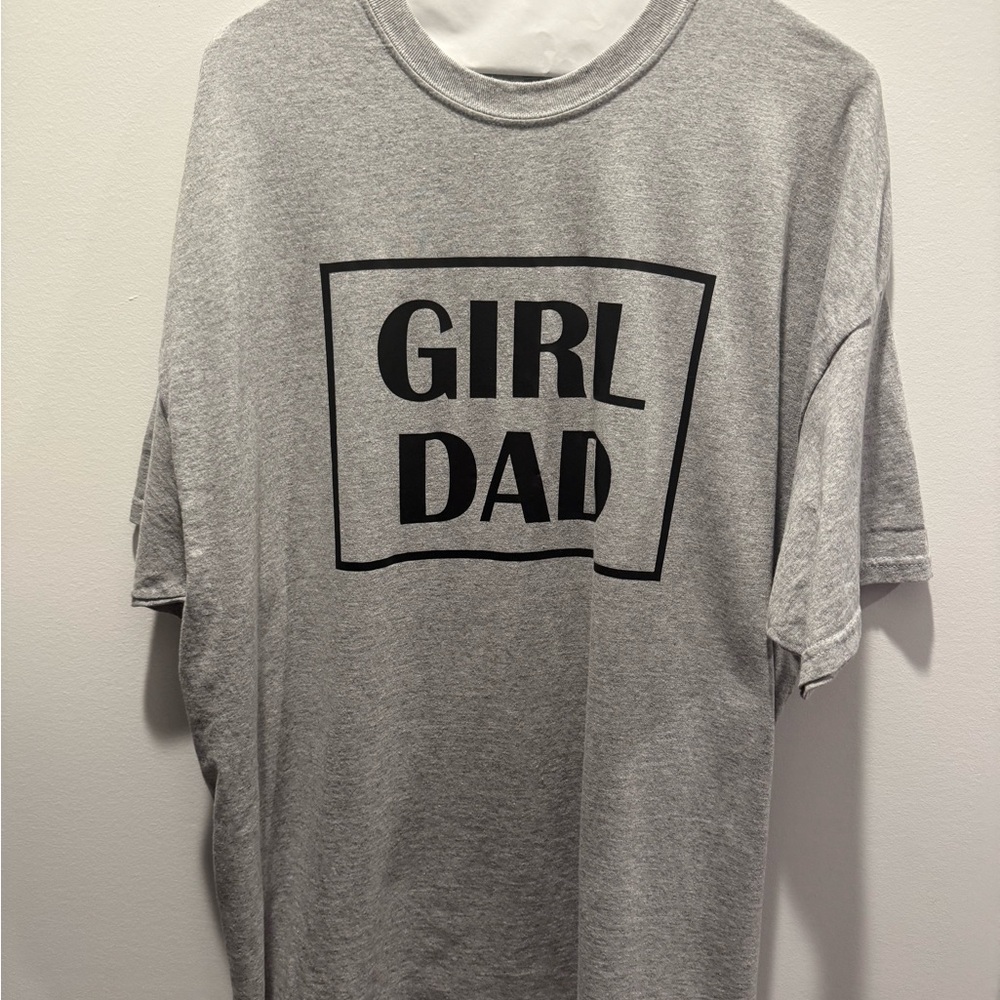 Gray 'Girl Dad' Men's Tee